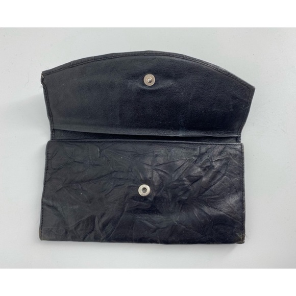 Yves Saint Laurent Vintage Black Crinkle Leather Wallet - Picture 4 of 11